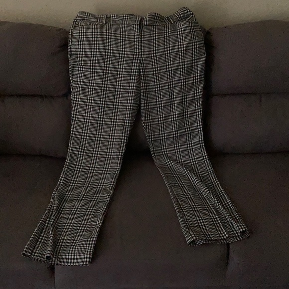 New York and Company 7th Avenue Houndstooth Pants - Picture 2 of 2